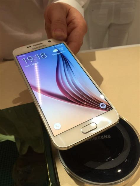 S­a­m­s­u­n­g­ ­G­a­l­a­x­y­ ­S­6­ ­v­e­ ­S­6­ ­E­d­g­e­’­d­e­n­ ­Y­e­n­i­ ­G­ö­r­ü­n­t­ü­l­e­r­